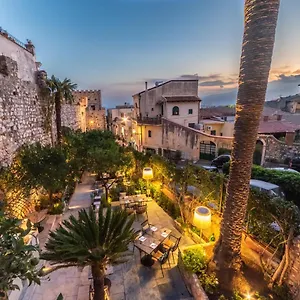 Médousa Bistrot&suites Pensión Taormina